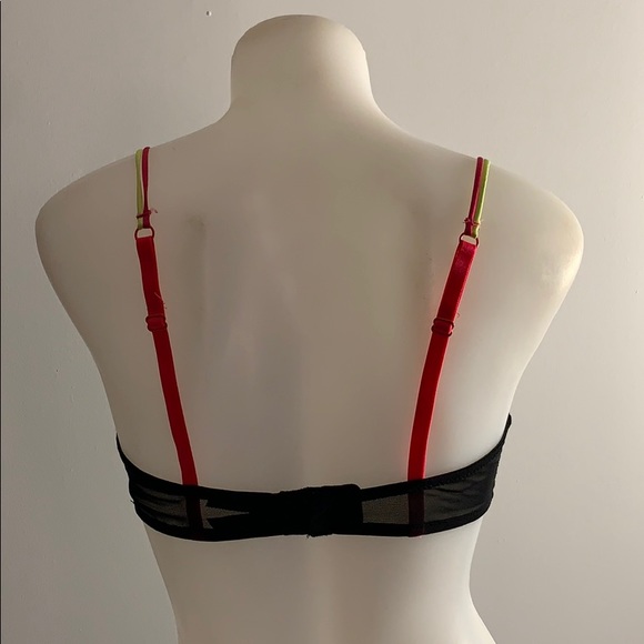 Cute Rock and Roll Bra with Lace - Picture 2 of 6